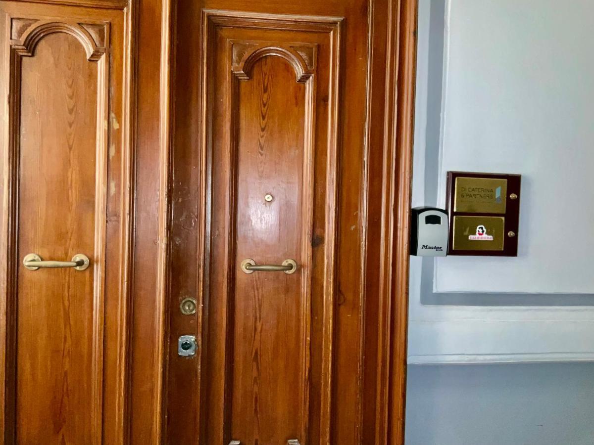 Mammina Home Napoli Esterno foto