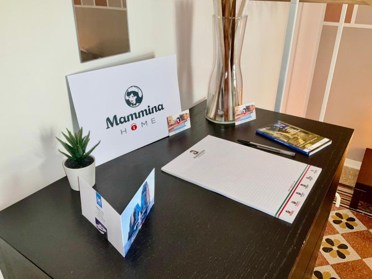 Mammina Home Napoli Esterno foto